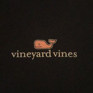 Vineyard Vines T-shirt, size M